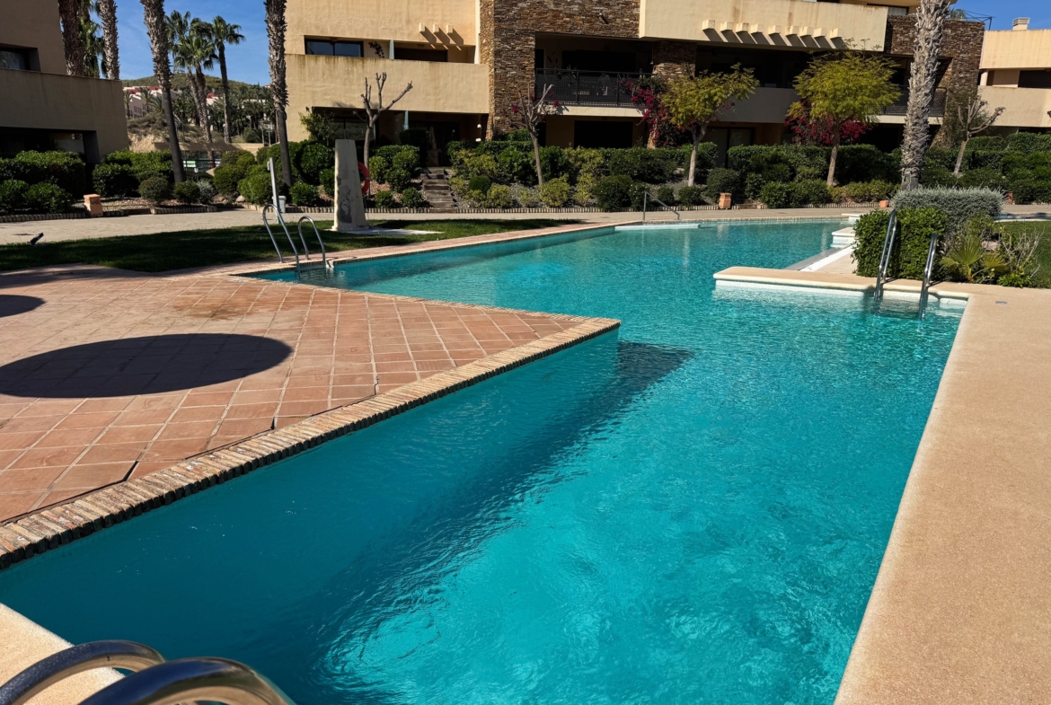 2 BEDS 1 BATH FRONT LINE GOLF PENTHOUSE