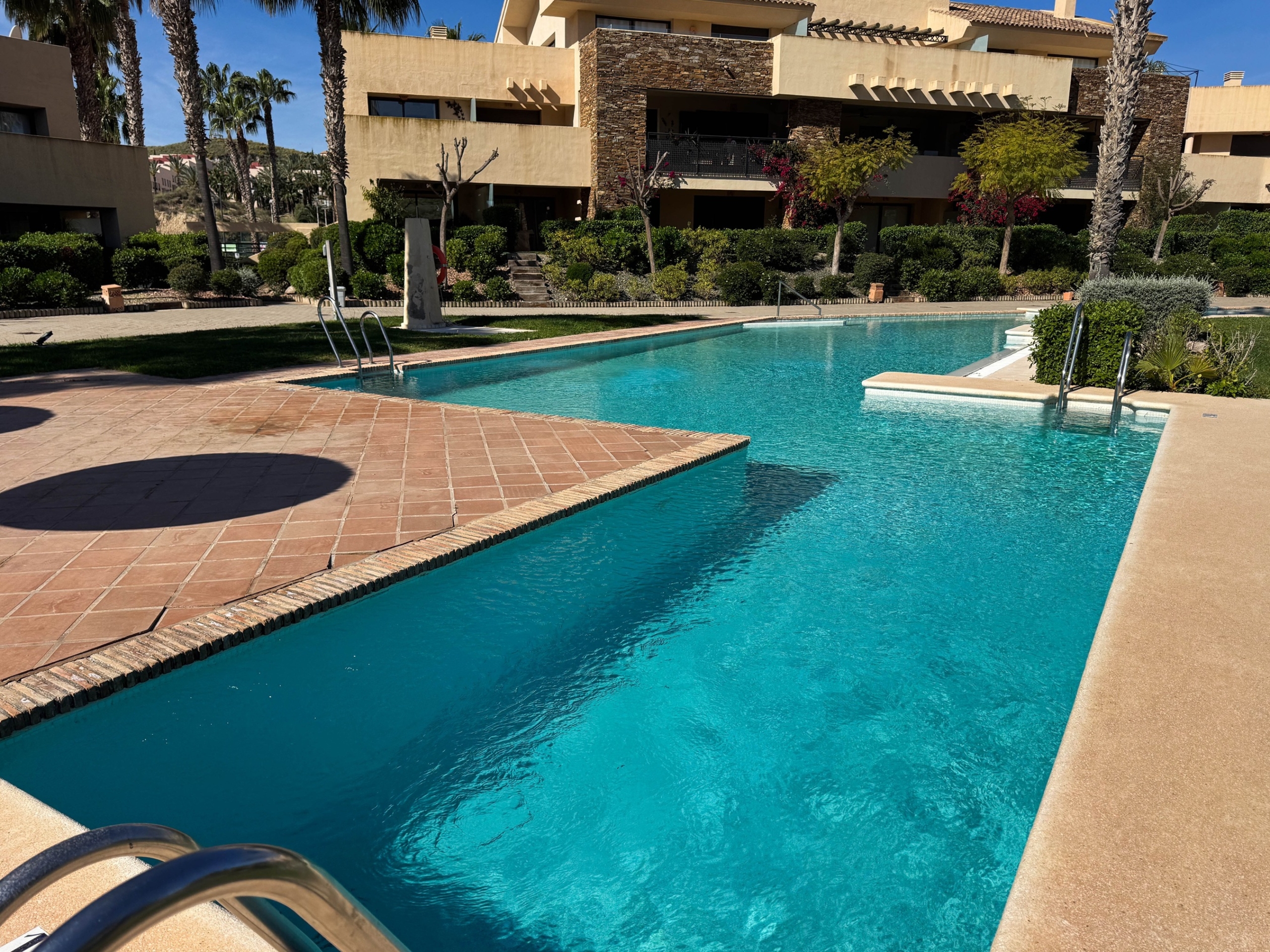40 2 BEDS 1 BATH FRONT LINE GOLF PENTHOUSE
