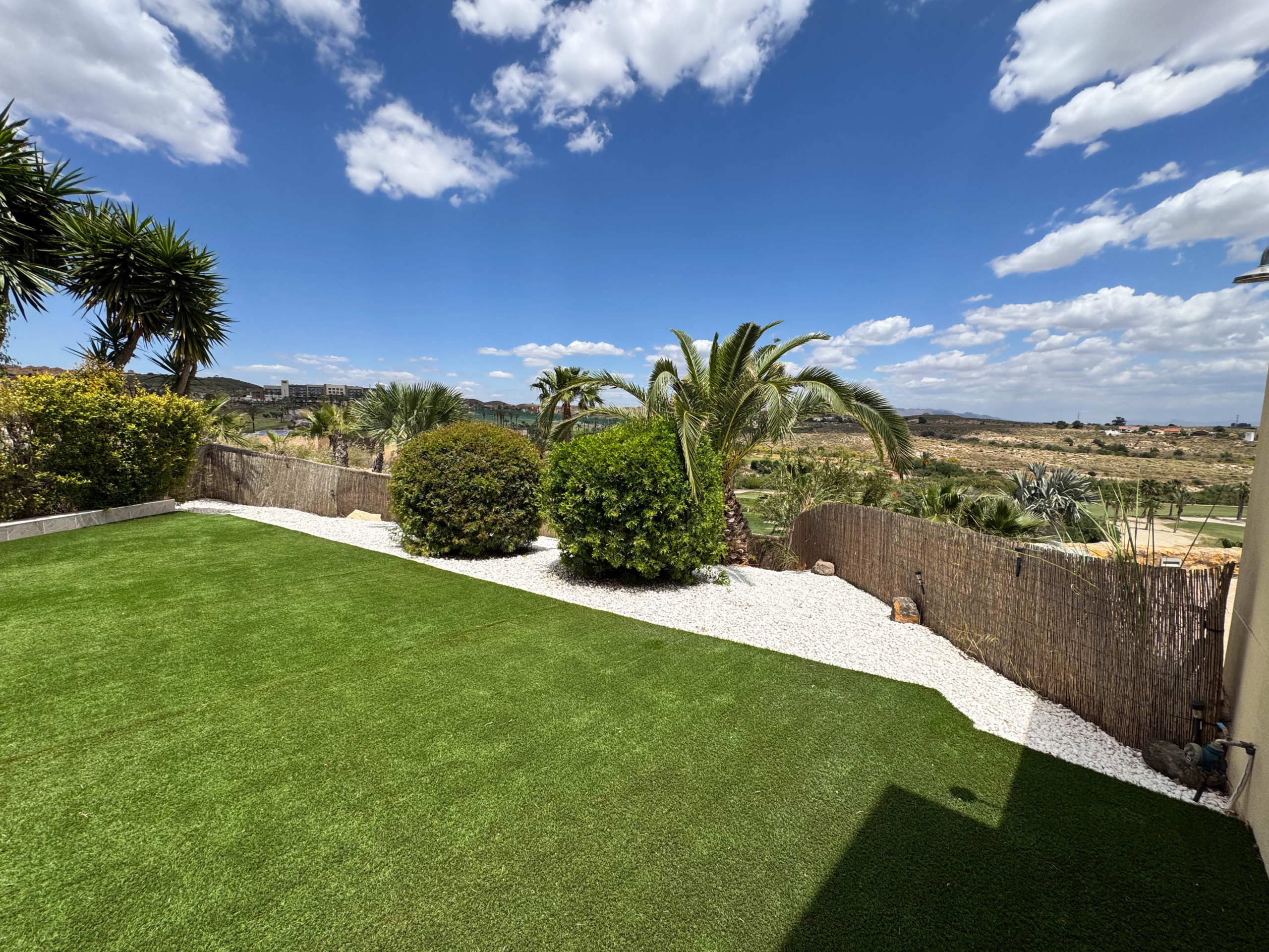 3 BEDS 2 BATH GOLF VILLA