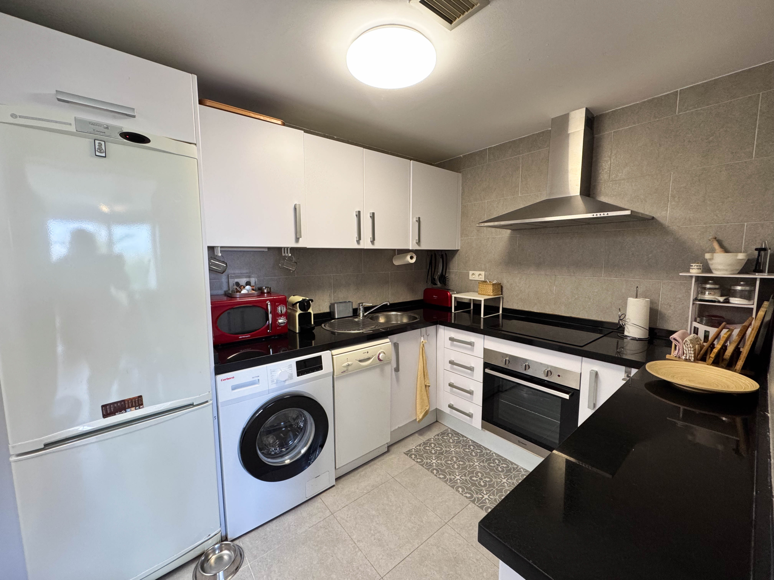 3 BEDS 2 BATH GOLF VILLA