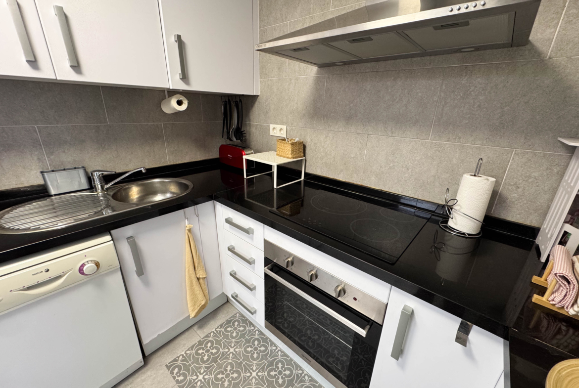 3 BEDS 2 BATH GOLF VILLA