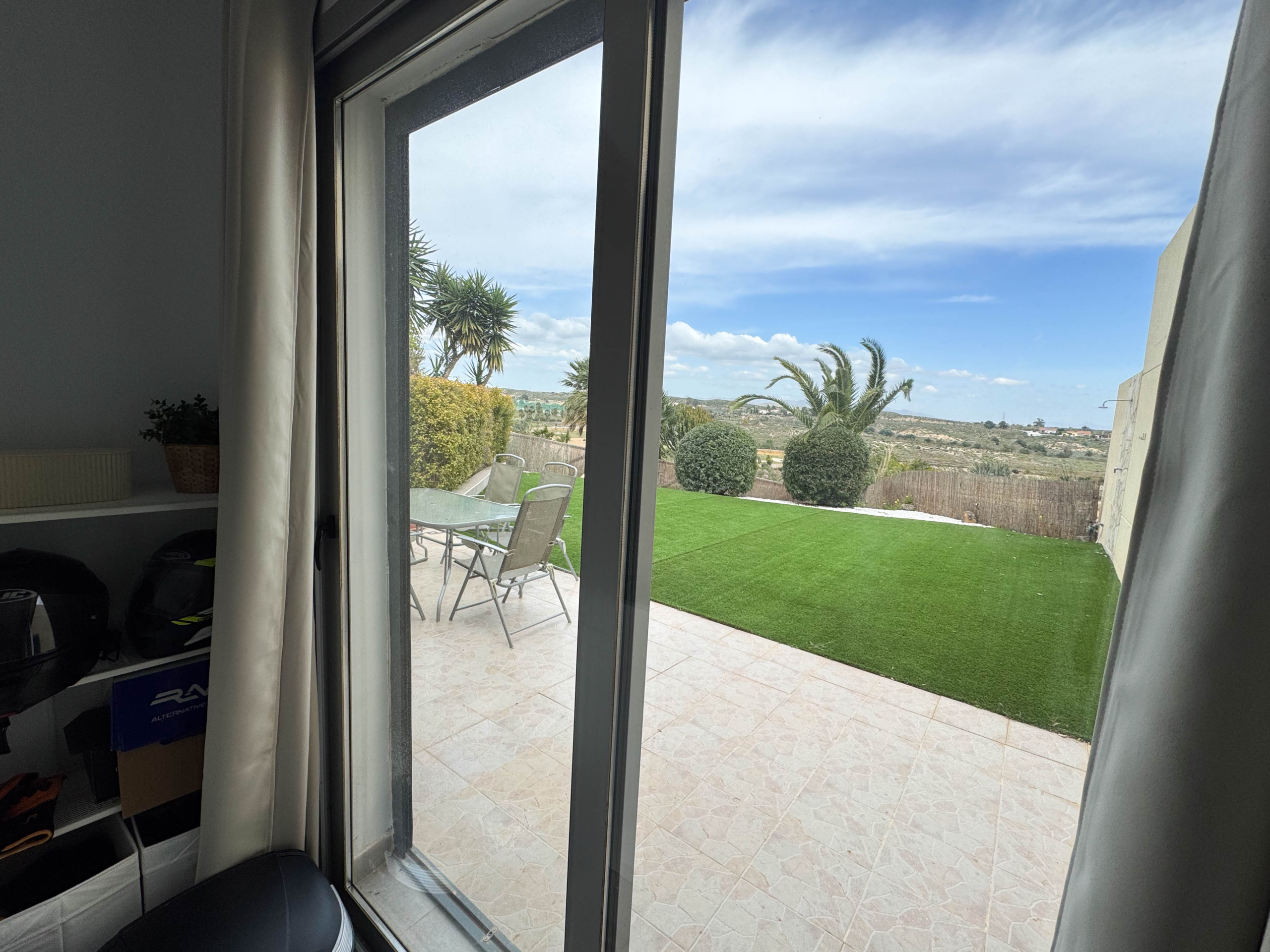 3 BEDS 2 BATH GOLF VILLA