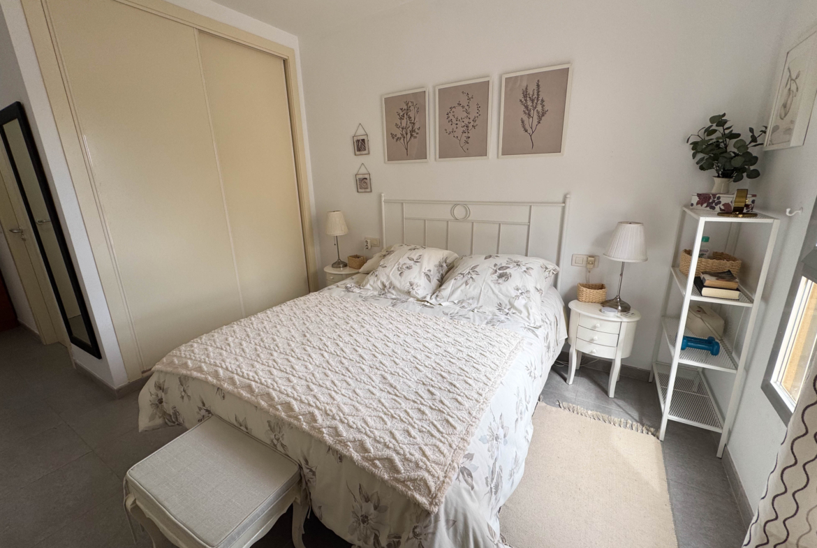 3 BEDS 2 BATH GOLF VILLA