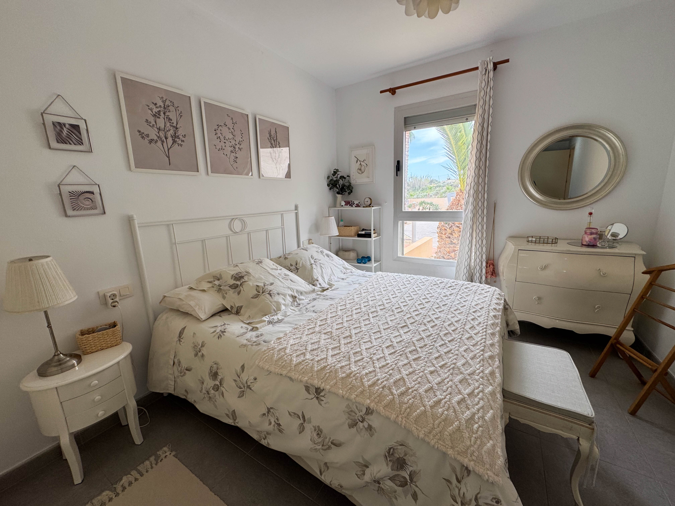 3 BEDS 2 BATH GOLF VILLA
