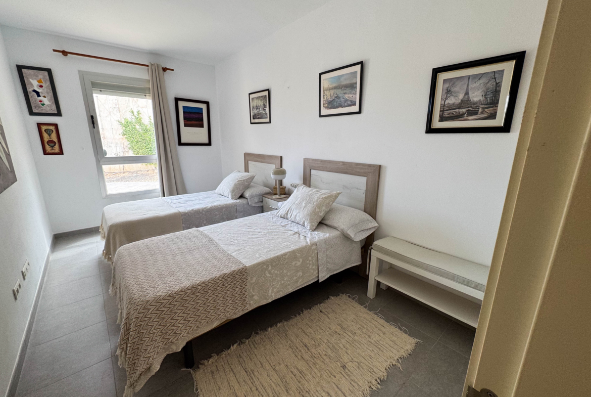 3 BEDS 2 BATH GOLF VILLA