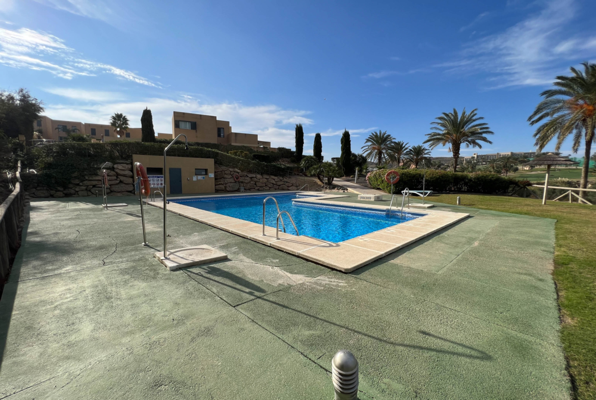 3 BEDS 2 BATH GOLF VILLA