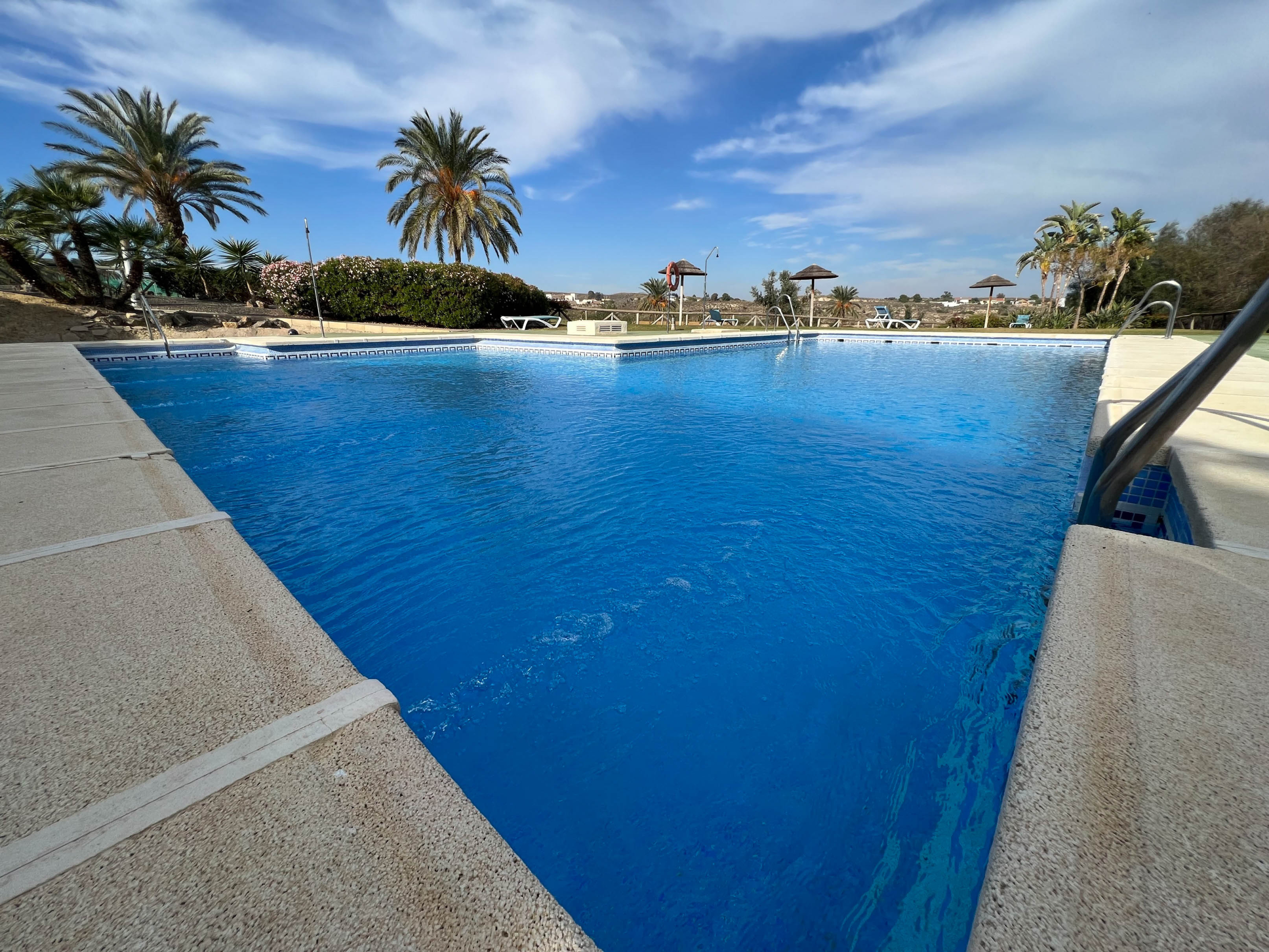 3 BEDS 2 BATH GOLF VILLA