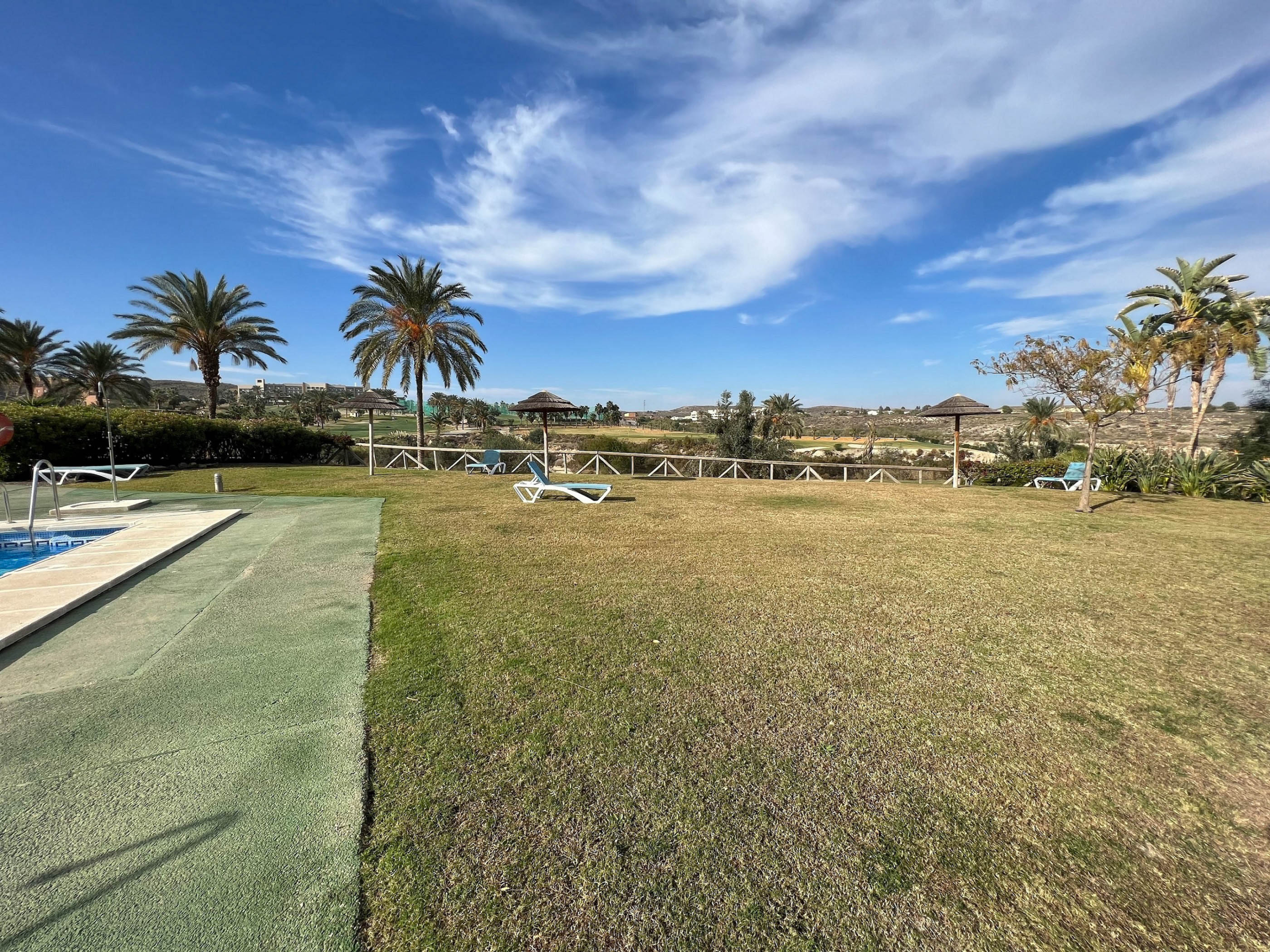 3 BEDS 2 BATH GOLF VILLA