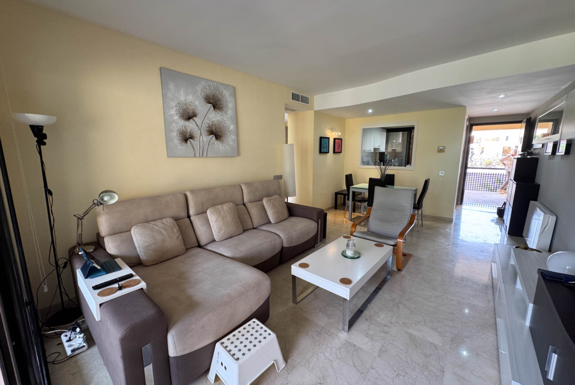 2 BEDS 1 BATH GOLF APARTMENT