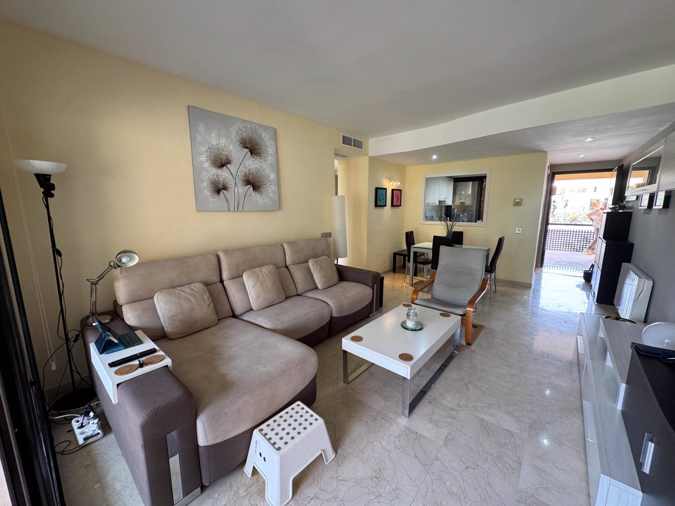 2 BEDS 1 BATH GOLF APARTMENT