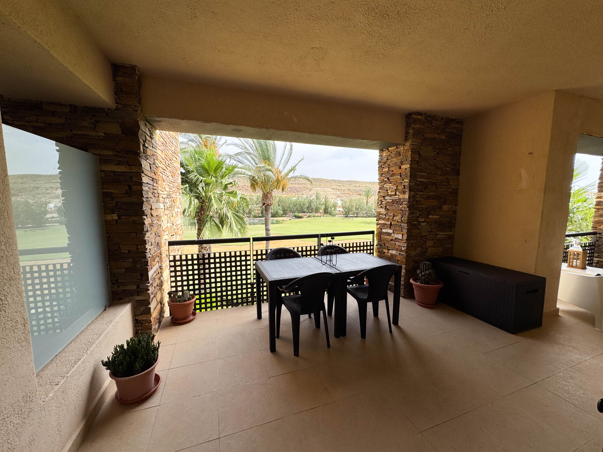 2 BEDS 1 BATH GOLF APARTMENT
