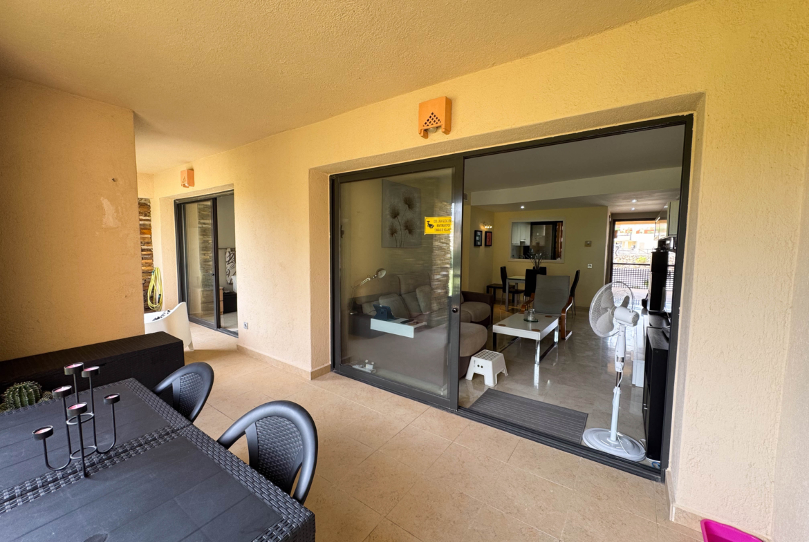 2 BEDS 1 BATH GOLF APARTMENT