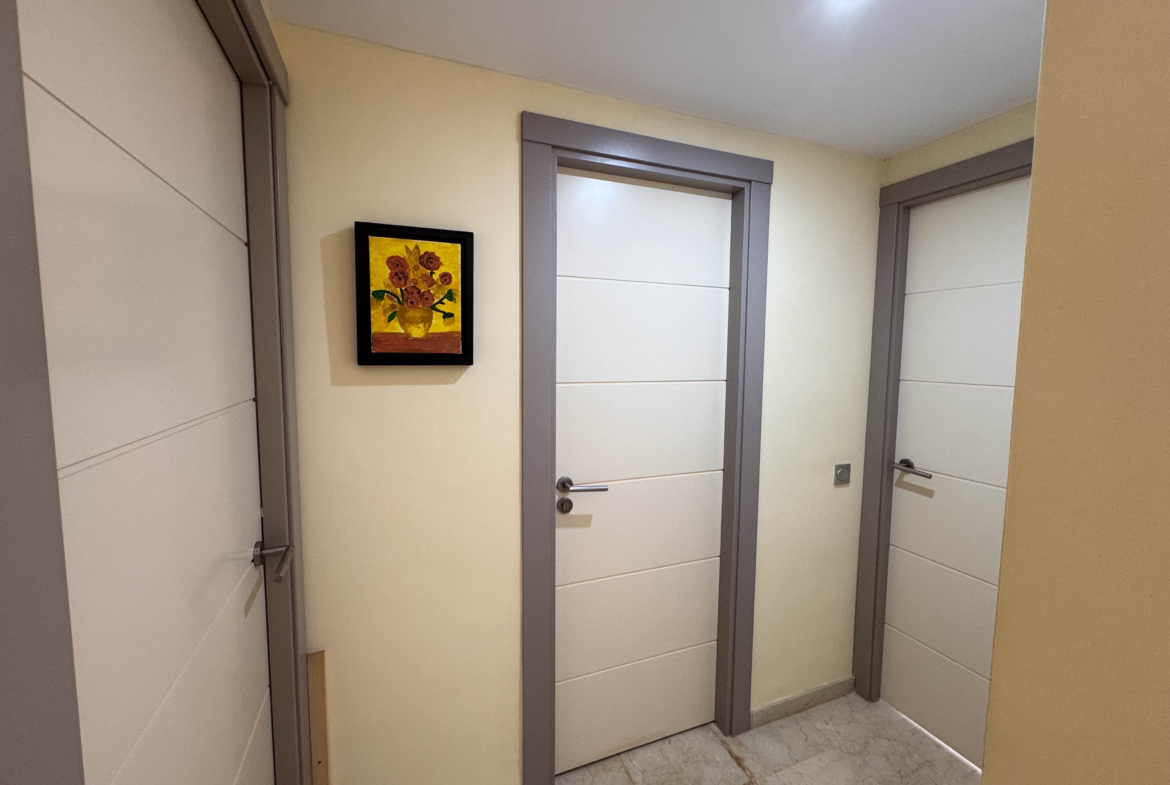 2 BEDS 1 BATH GOLF APARTMENT