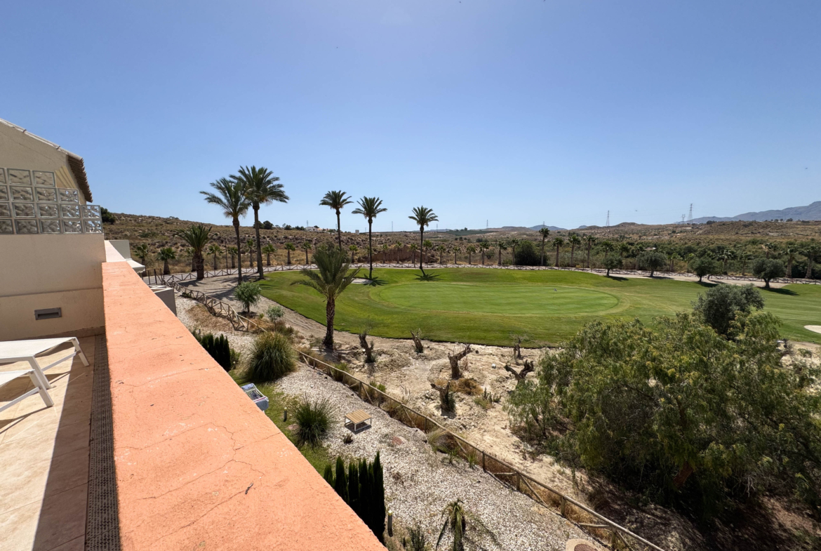 2 BEDS 2 BATH GOLF PENTHOUSE