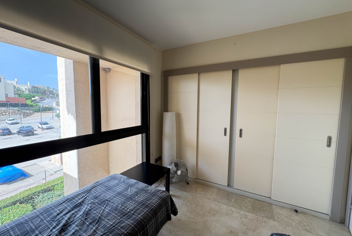 2 BEDS 1 BATH GOLF APARTMENT