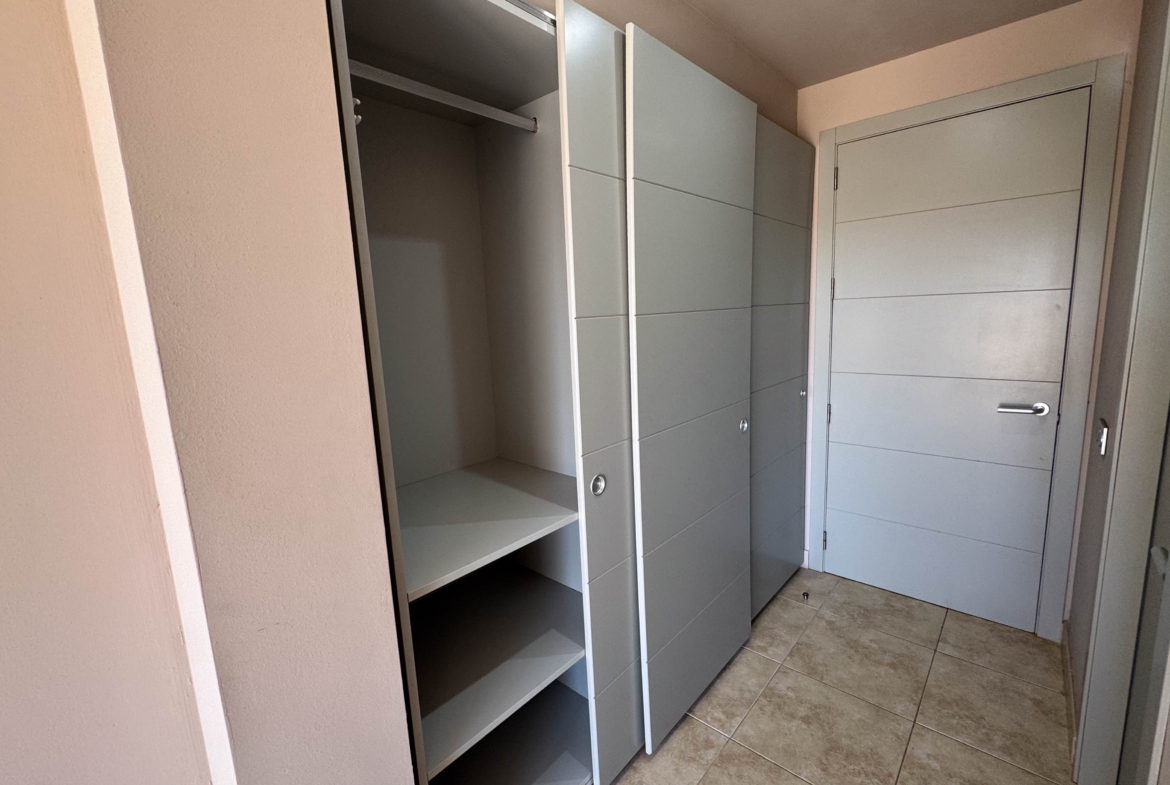 2 BEDS 2 BATH GOLF PENTHOUSE