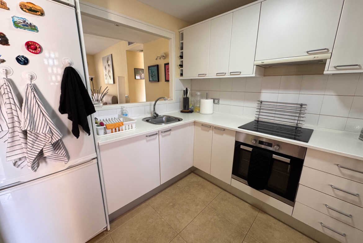 2 BEDS 1 BATH GOLF APARTMENT