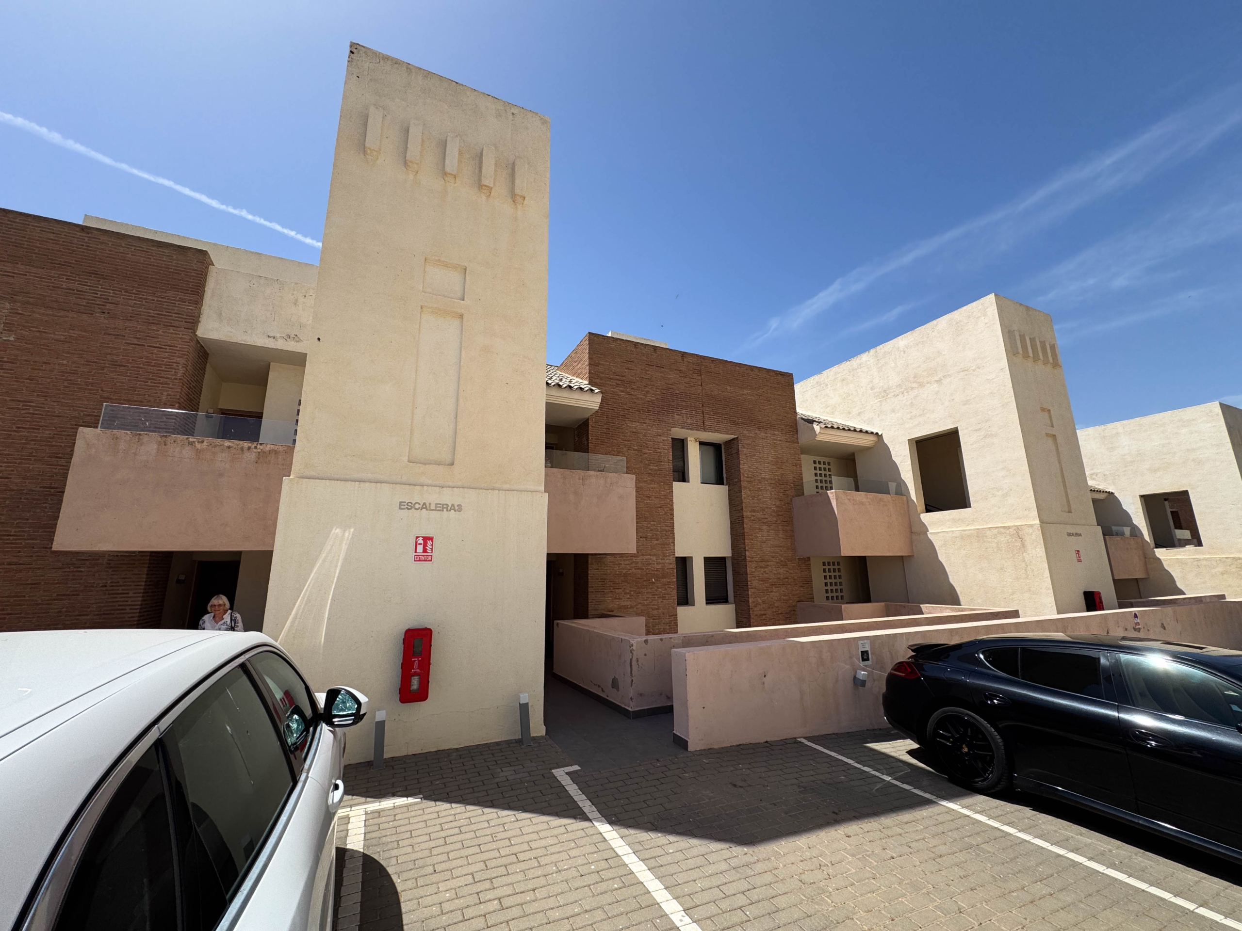 3 2 BEDS 2 BATH GOLF PENTHOUSE