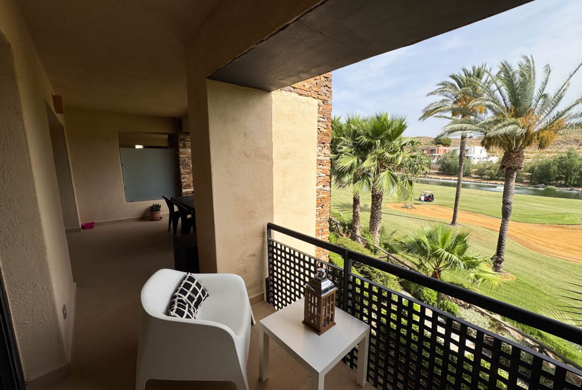 2 BEDS 1 BATH GOLF APARTMENT
