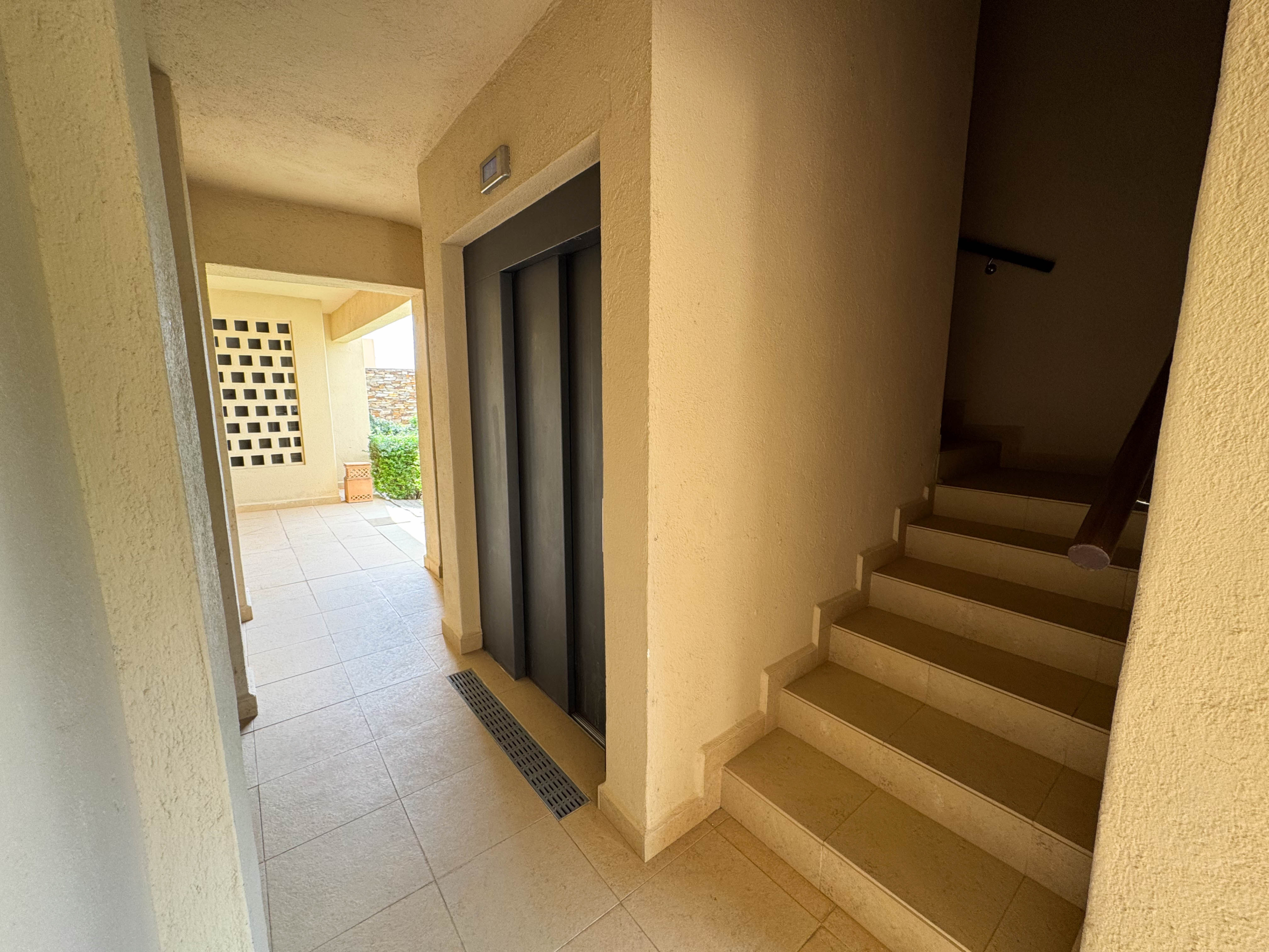 2 BEDS 1 BATH GOLF APARTMENT